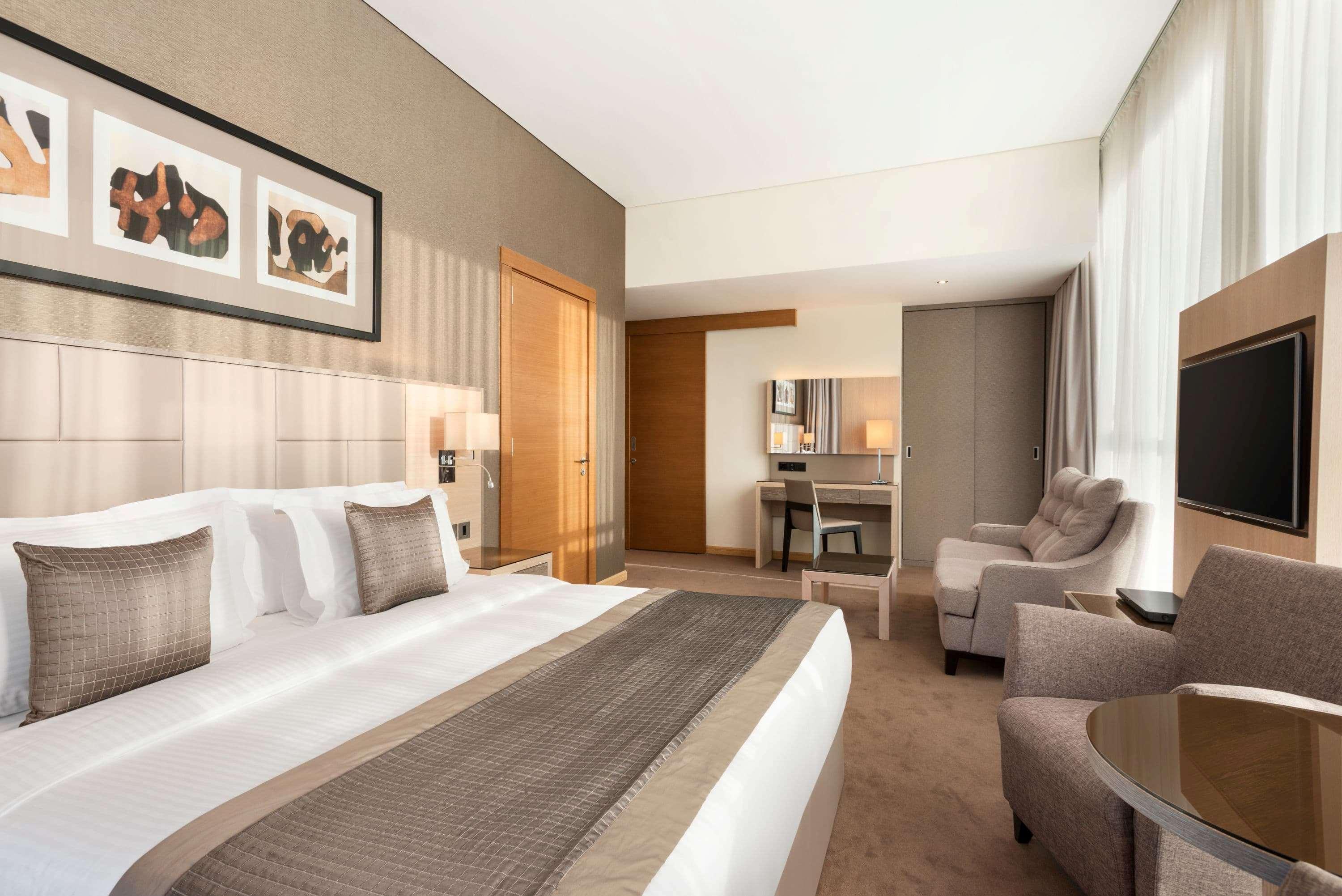 Tryp By Wyndham Abu Dhabi City Center Exterior photo