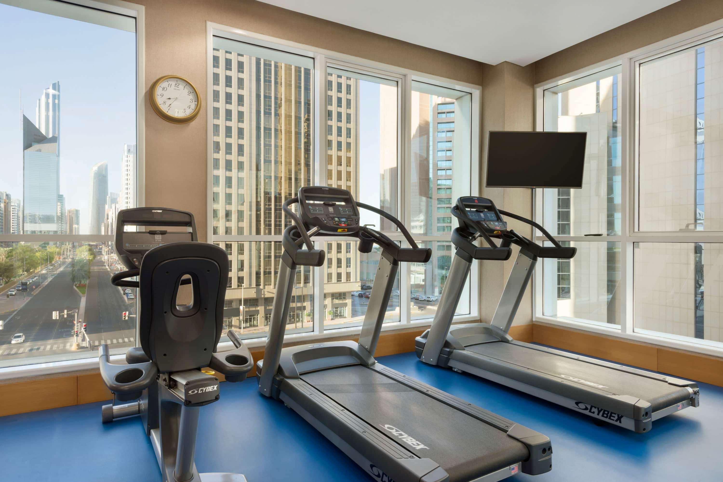 Tryp By Wyndham Abu Dhabi City Center Exterior photo