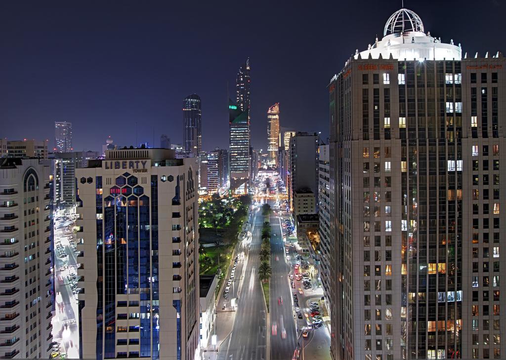 Tryp By Wyndham Abu Dhabi City Center Exterior photo